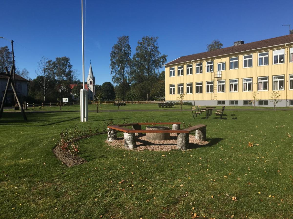 Kalvs Skolhus Hostel Eksteriør bilde