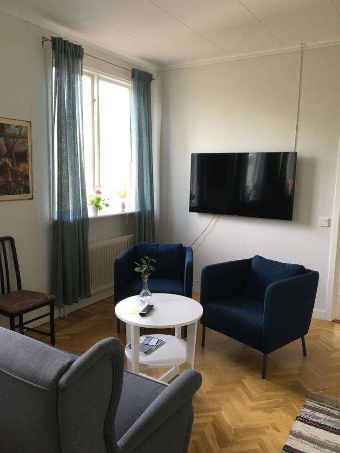 Kalvs Skolhus Hostel Eksteriør bilde