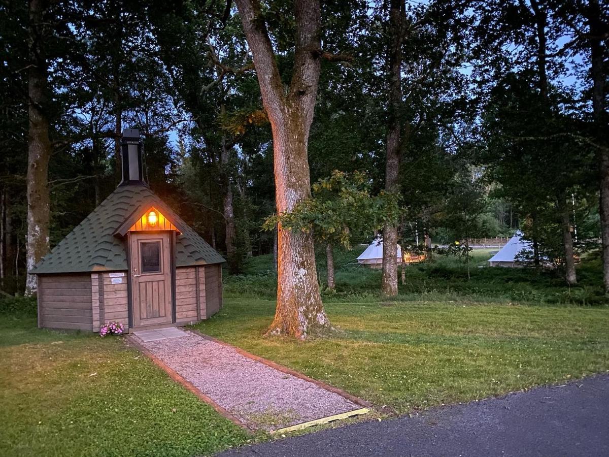 Kalvs Skolhus Hostel Eksteriør bilde