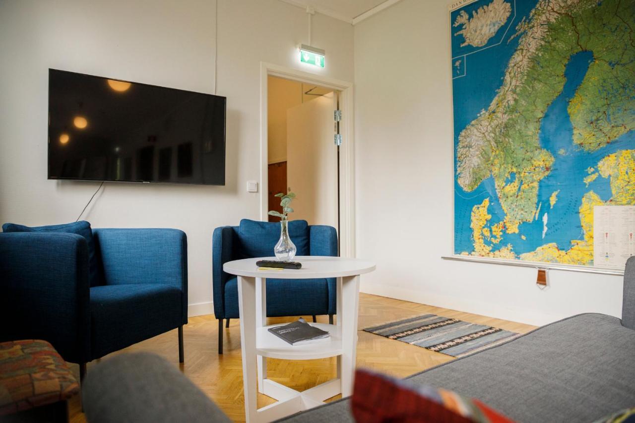 Kalvs Skolhus Hostel Eksteriør bilde